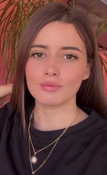 Anisa_98