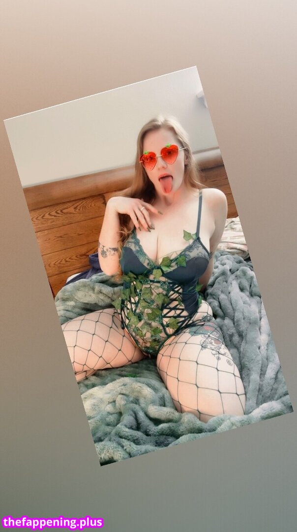 bbstrawberri / https: Nude OnlyFans Photo #5
