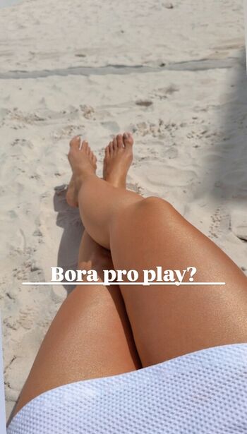 Carla Diaz