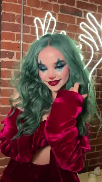 Dove Cameron