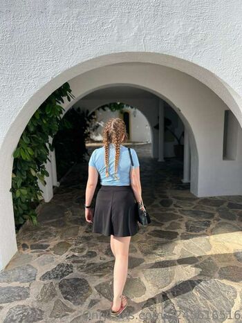 EllyNora