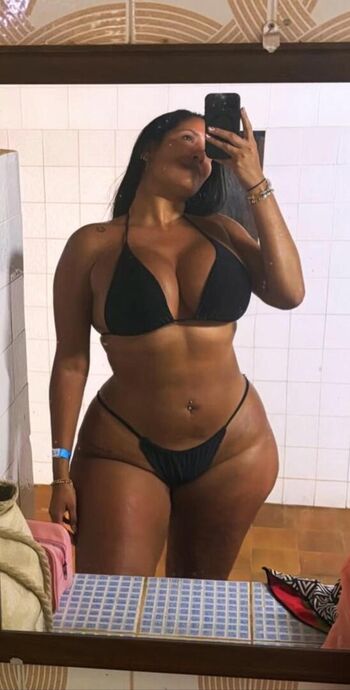 Elyanasantiago