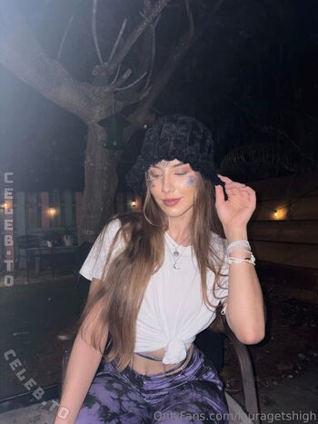 lauragetshigh