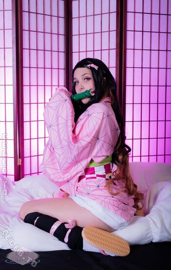 lovelyspacekitten