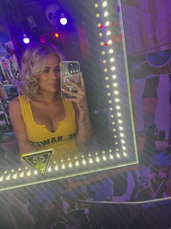 Paige Vanzant