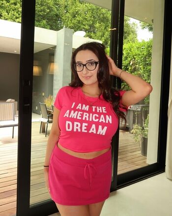 qveenjulia