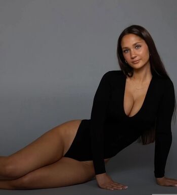 Stephanie Zustovich