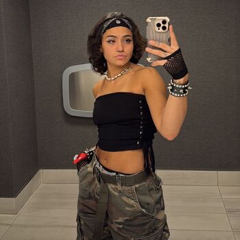 t_rex_talia13