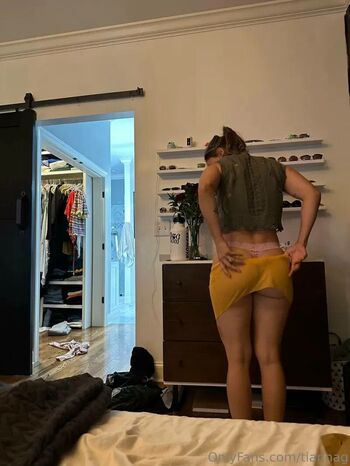 Tianna Gregory