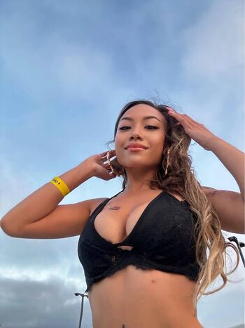 Victoria Kuang