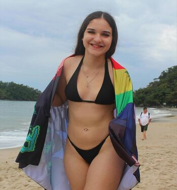 Vitoria Delfino