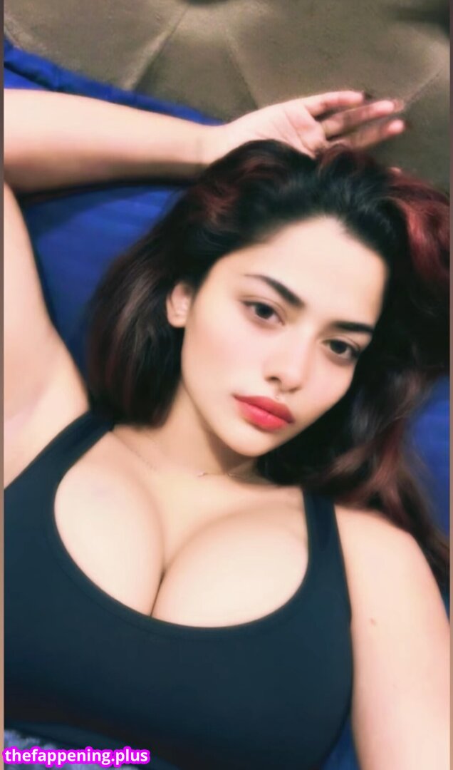 god.ess23 / wwildrosee Meztelen OnlyFans Fotó #44